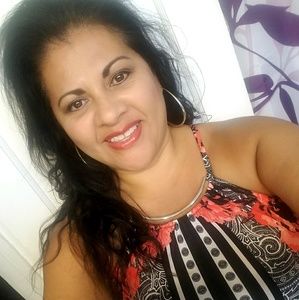 Meet your Posher, Corinne